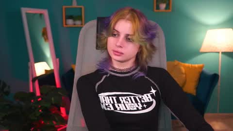 jade_castle online show from 01-30-25, 02:16