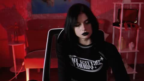 Snapshot of jade_castle chatting on 04-29-26, 05:30 jade_castle online show from 04-29-26, 05:30