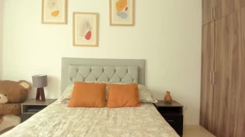 Jade smile online show from 09-23-25, 03:37