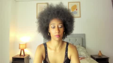 Jade smile online show from 10-07-25, 03:31