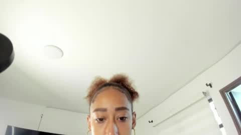 Jade smile online show from 04-29-26, 01:48