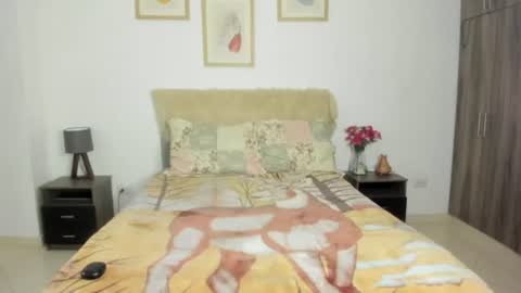 Jade smile online show from 06-11-26, 01:53