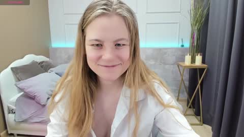 Jade online show from 01-03-25, 08:32