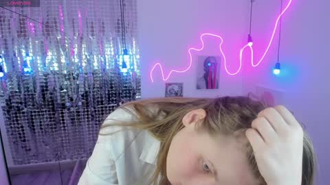 Jade online show from 02-09-25, 02:49