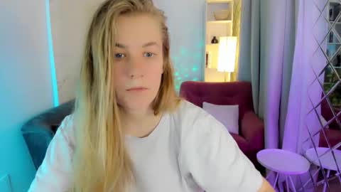 Jade online show from 09-19-25, 08:31