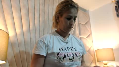 Jade  online show from 11-10-25, 11:42