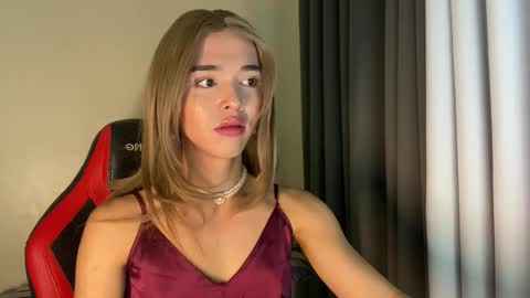 Snapshot of jade_the_vergin02 chatting on 01-17-26, 07:39 Adriana online show from 01-17-26, 07:39