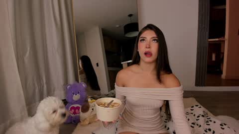 Snapshot of jade_ws chatting on 12-11-24, 12:02 Jade online show from 12-11-24, 12:02