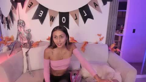 Snapshot of jade_ws chatting on 10-12-25, 03:27 Jade online show from 10-12-25, 03:27