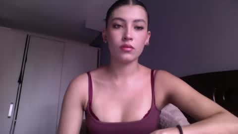 Jade online show from 07-18-26, 09:40