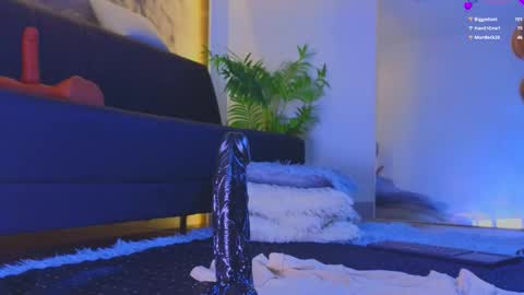 jadee__ online show from 02-20-26, 06:19