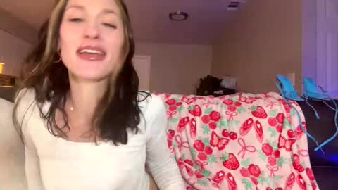 Snapshot of jadeee__ivy chatting on 04-26-26, 12:47 sexyeyes neverlie online show from 04-26-26, 12:47