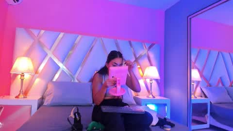 Jade online show from 10-09-25, 08:40