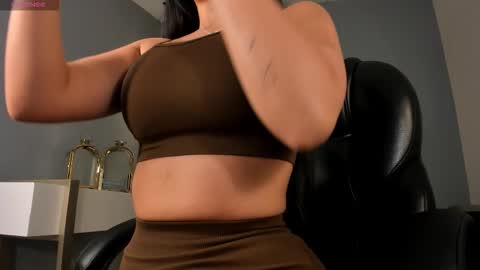 JADE EVANS online show from 10-09-25, 05:44