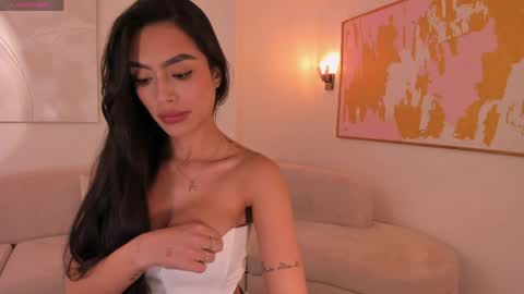 JADE EVANS online show from 04-12-26, 11:43