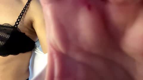 Snapshot of jadeexxa chatting on 11-11-25, 08:58 Jade online show from 11-11-25, 08:58