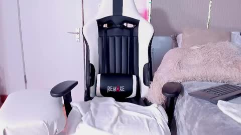 Jadeh online show from 03-06-25, 12:54