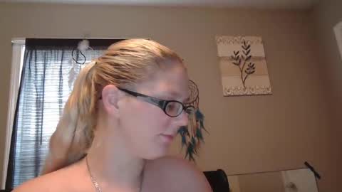 JadeLuv online show from 12-21-24, 05:18