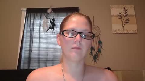 JadeLuv online show from 12-28-24, 06:29