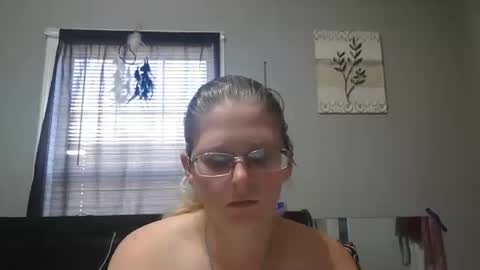 JadeLuv online show from 11-30-25, 06:12