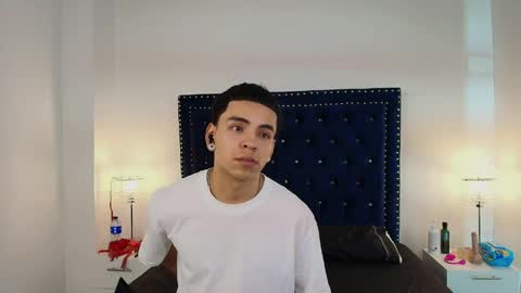 Snapshot of jaden_and_sofia chatting on 05-03-26, 03:23 Jaden and Sofia online show from 05-03-26, 03:23
