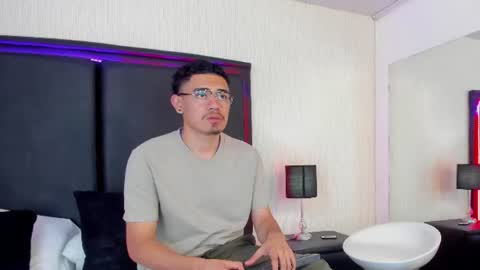 Snapshot of jadenjake chatting on 07-16-26, 07:09 JadenJake online show from 07-16-26, 07:09