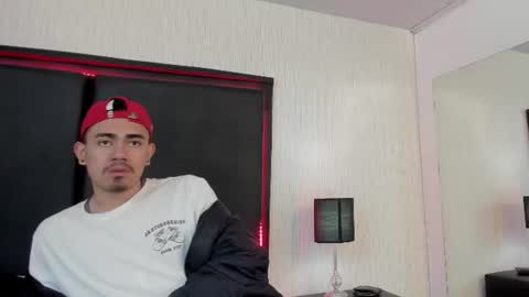 Snapshot of jadenjake chatting on 07-20-26, 07:05 JadenJake online show from 07-20-26, 07:05