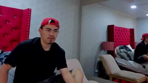 Snapshot of jadenjake chatting on 07-25-26, 07:11 JadenJake online show from 07-25-26, 07:11