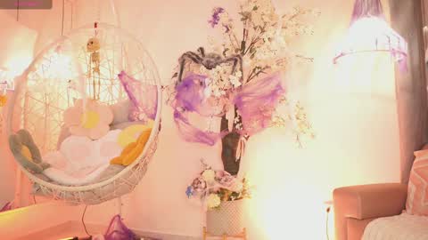 Jade Summer online show from 10-11-25, 11:31