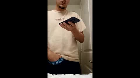 Snapshot of jadriel23 chatting on 01-10-26, 03:30 jadriel23 online show from 01-10-26, 03:30