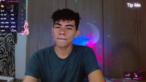 Snapshot of jaedasky_ chatting on 12-11-24, 06:36 javi15 online show from 12-11-24, 06:36