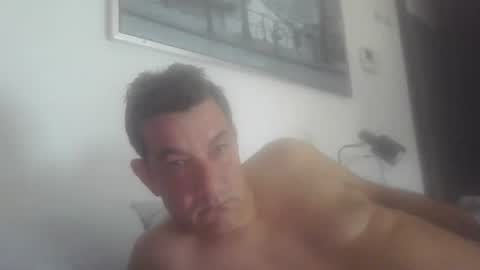 Snapshot of jag8637 chatting on 05-25-26, 09:37 jag8637 online show from 05-25-26, 09:37
