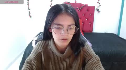 Snapshot of jaide387017 chatting on 04-27-26, 08:29 jaide387017 online show from 04-27-26, 08:29
