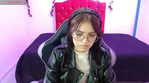 Snapshot of jaide387017 chatting on 05-25-26, 08:59 jaide387017 online show from 05-25-26, 08:59