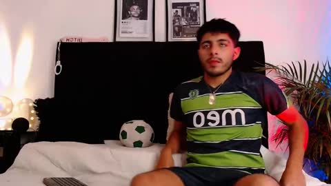 Jaiden online show from 11-20-25, 05:07