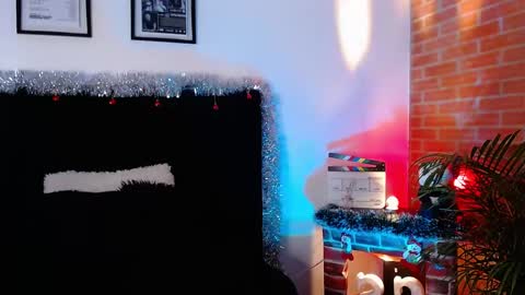 Jaiden online show from 12-22-25, 09:17