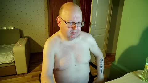 Snapshot of jake230975 chatting on 01-06-25, 08:28 Jake2309 online show from 01-06-25, 08:28