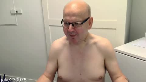 Snapshot of jake230975 chatting on 09-27-25, 08:03 Jake2309 online show from 09-27-25, 08:03