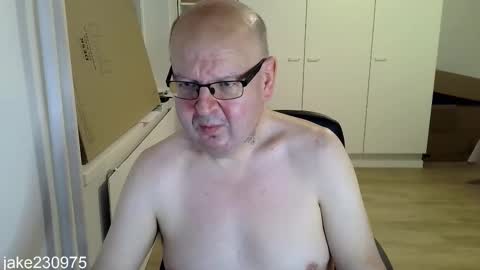 Snapshot of jake230975 chatting on 11-21-25, 08:51 Jake2309 online show from 11-21-25, 08:51