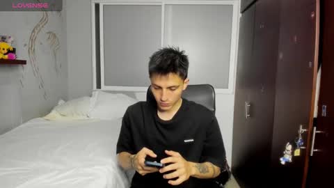 Snapshot of jake_boersma chatting on 09-13-25, 03:06 JAKE BOO online show from 09-13-25, 03:06