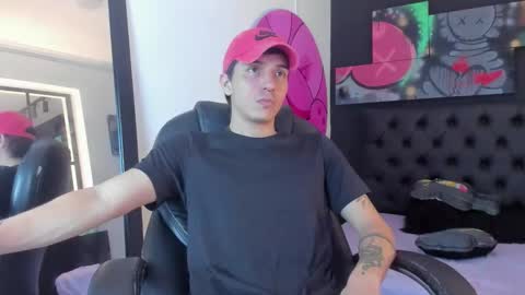 Snapshot of jake_boersma chatting on 10-29-25, 04:37 JAKE BOO online show from 10-29-25, 04:37