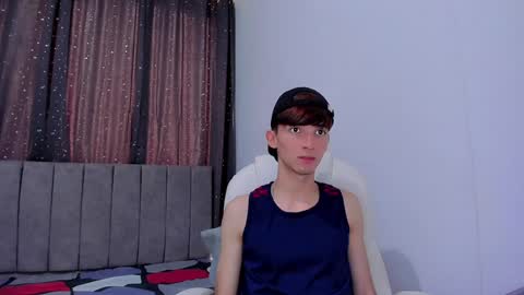 Snapshot of jake_evanss_ chatting on 01-08-25, 03:50 JAKE online show from 01-08-25, 03:50