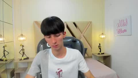 Snapshot of jake_evanss_ chatting on 09-29-25, 03:22 JAKE online show from 09-29-25, 03:22