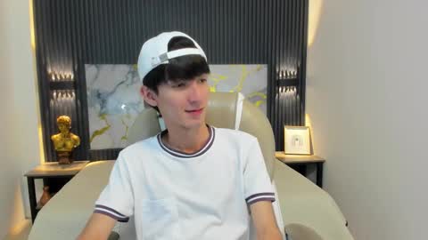 Snapshot of jake_evanss_ chatting on 10-16-25, 09:05 JAKE online show from 10-16-25, 09:05