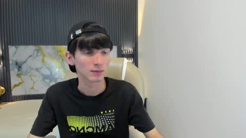 Snapshot of jake_evanss_ chatting on 10-18-25, 09:59 JAKE online show from 10-18-25, 09:59