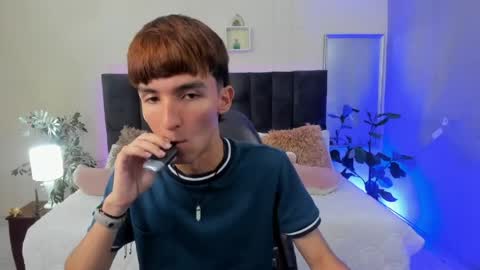 Snapshot of jake_evanss_ chatting on 05-09-26, 02:22 JAKE online show from 05-09-26, 02:22