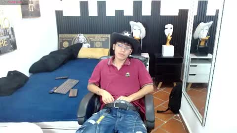 Snapshot of jake_falcon chatting on 06-11-26, 01:09 jake_falcon online show from 06-11-26, 01:09