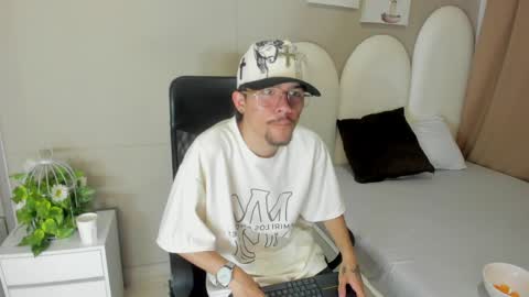 Jake  online show from 05-08-26, 08:25