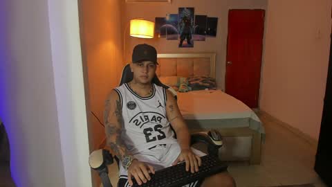 Snapshot of jake_pons chatting on 12-13-24, 03:16 Jake Pons online show from 12-13-24, 03:16