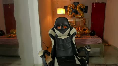 Snapshot of jake_pons chatting on 02-28-25, 12:21 Jake Pons online show from 02-28-25, 12:21